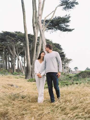 the neck strain for anna is worth it because of the view (aww)