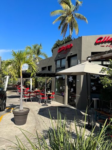 Allegro Caffe - Desayunos. Instagram @allegro_caffe_mzt