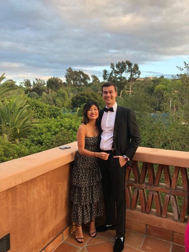 this photo was anna's favorite out of the 50 others that were taken in this exact same spot. apologies to whoever we put this through!