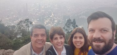 Monserrate con Norita y Camilo (ma y pa)