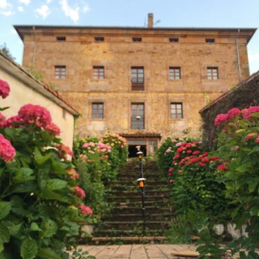 Wedding Reception: El Palacio del Tejo, San Mamés de Meruelo
